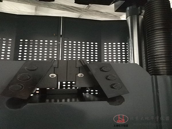 600KN液压伺服万能材料试验机